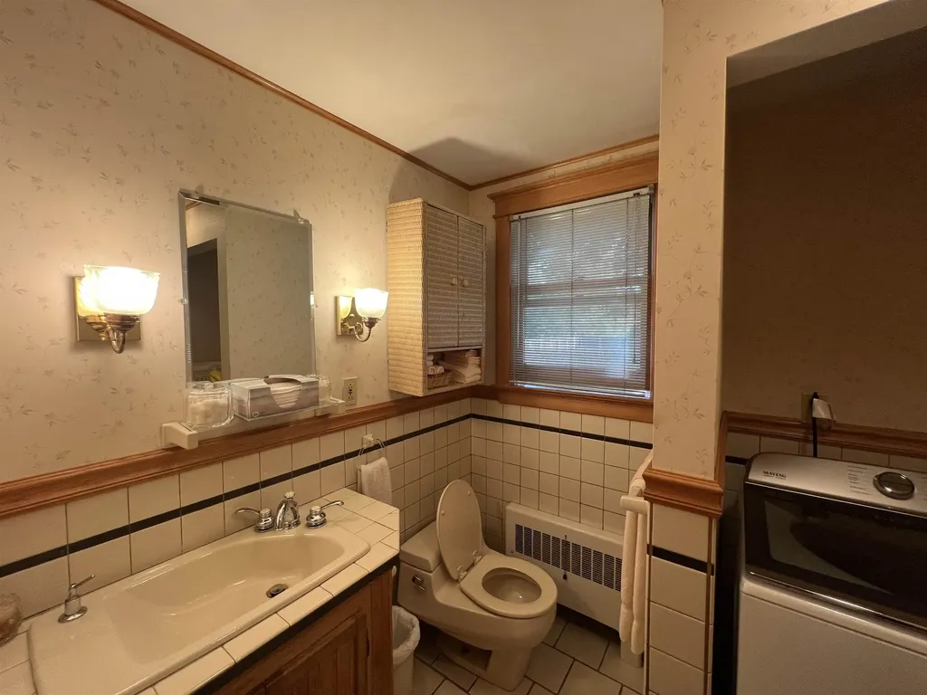 37 Pine Island Avenue Berlin NH 03570