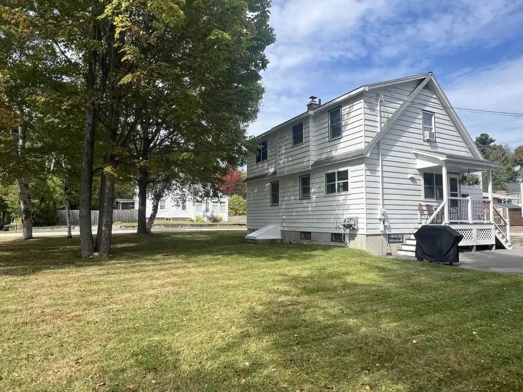 37 Pine Island Avenue Berlin NH 03570