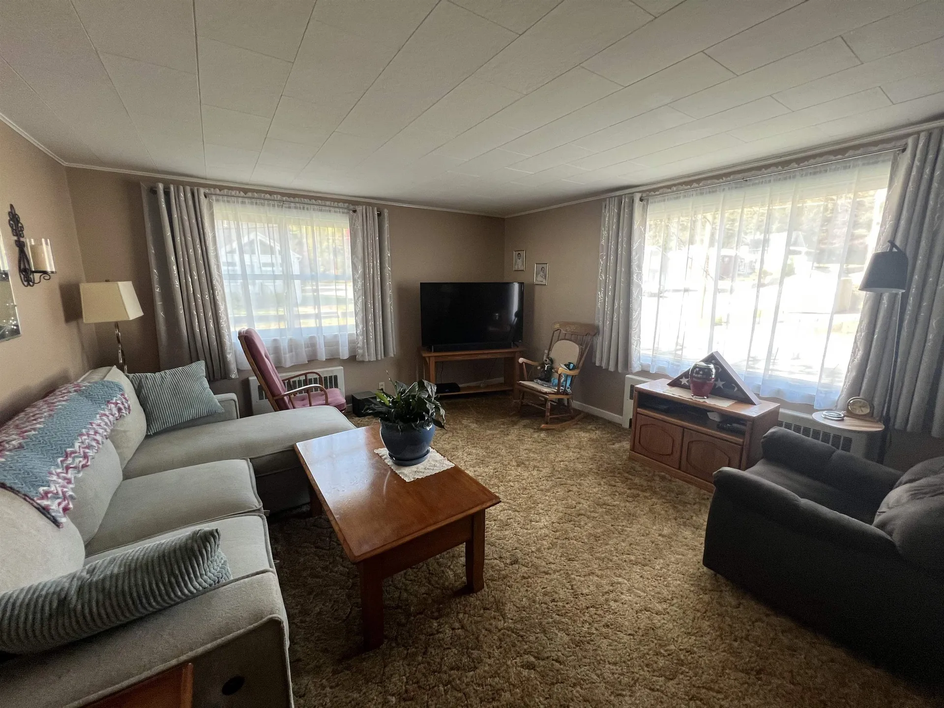 37 Pine Island Avenue Berlin NH 03570