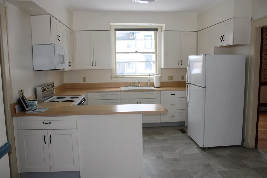 69 Winter Street St. Johnsbury VT 05819