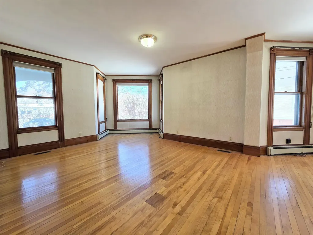 69 Winter Street St. Johnsbury VT 05819