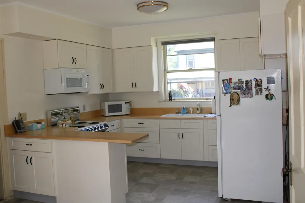 69 Winter Street St. Johnsbury VT 05819