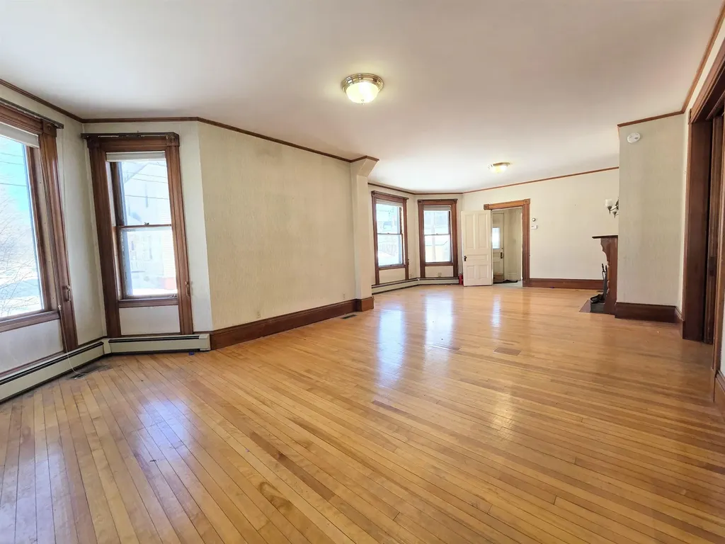 69 Winter Street St. Johnsbury VT 05819