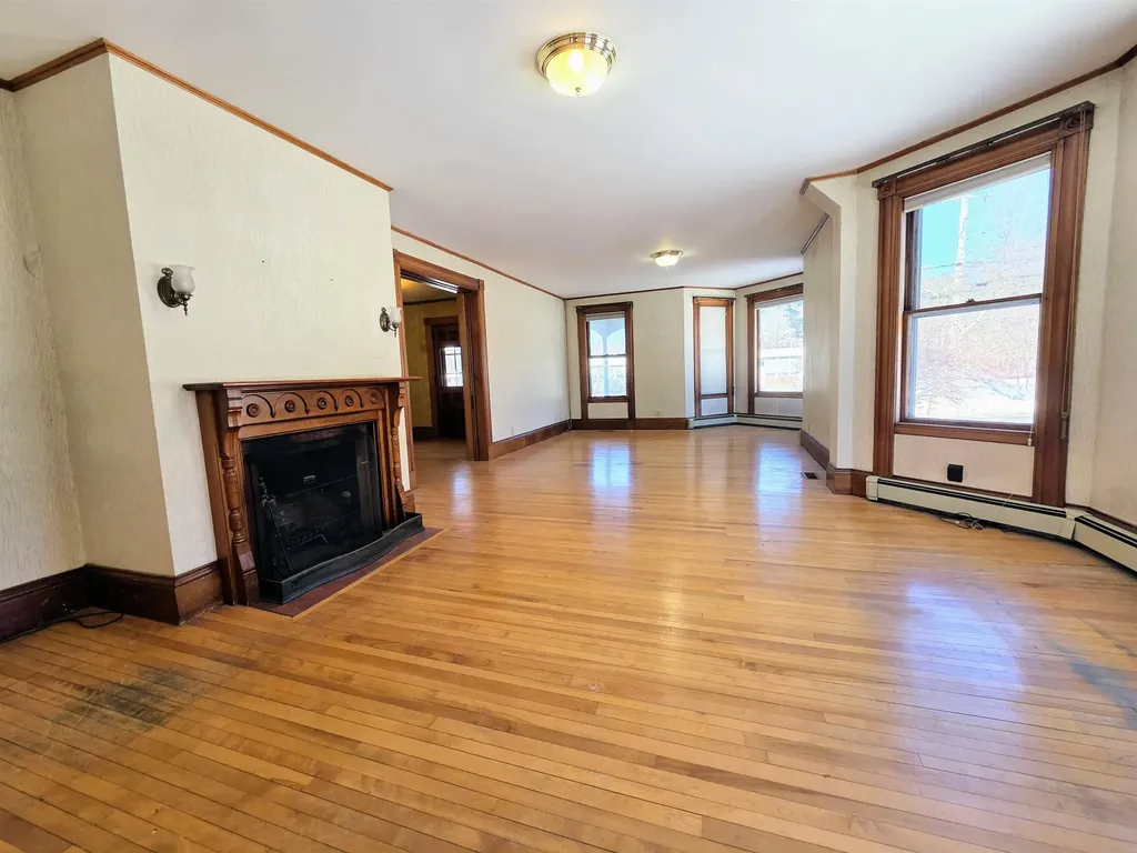 69 Winter Street St. Johnsbury VT 05819