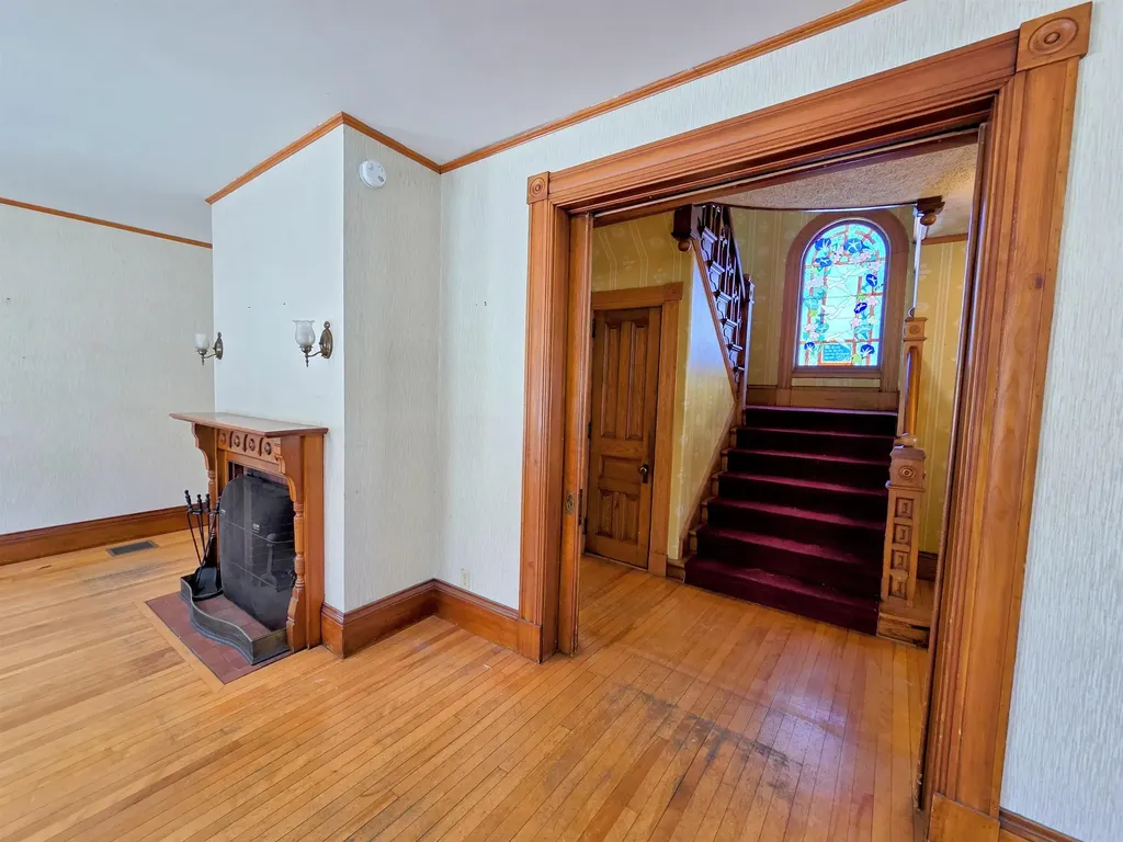 69 Winter Street St. Johnsbury VT 05819