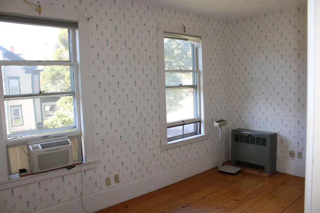 69 Winter Street St. Johnsbury VT 05819