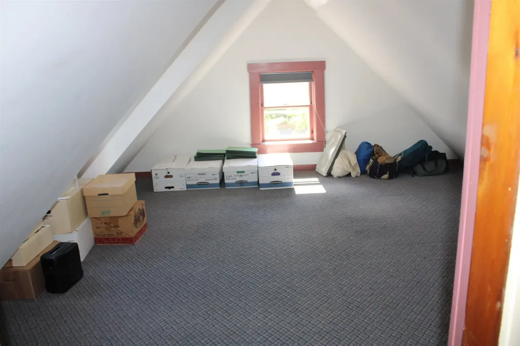 69 Winter Street St. Johnsbury VT 05819