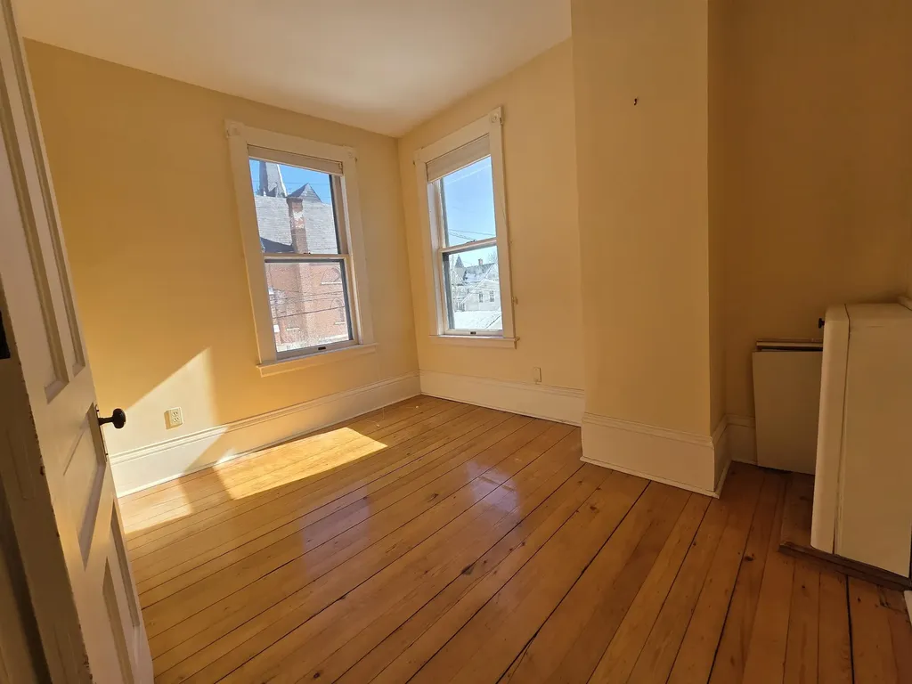 69 Winter Street St. Johnsbury VT 05819