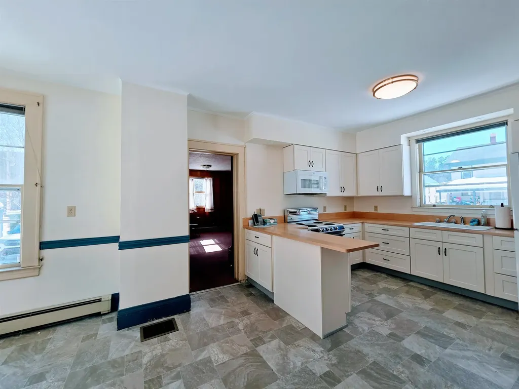 69 Winter Street St. Johnsbury VT 05819