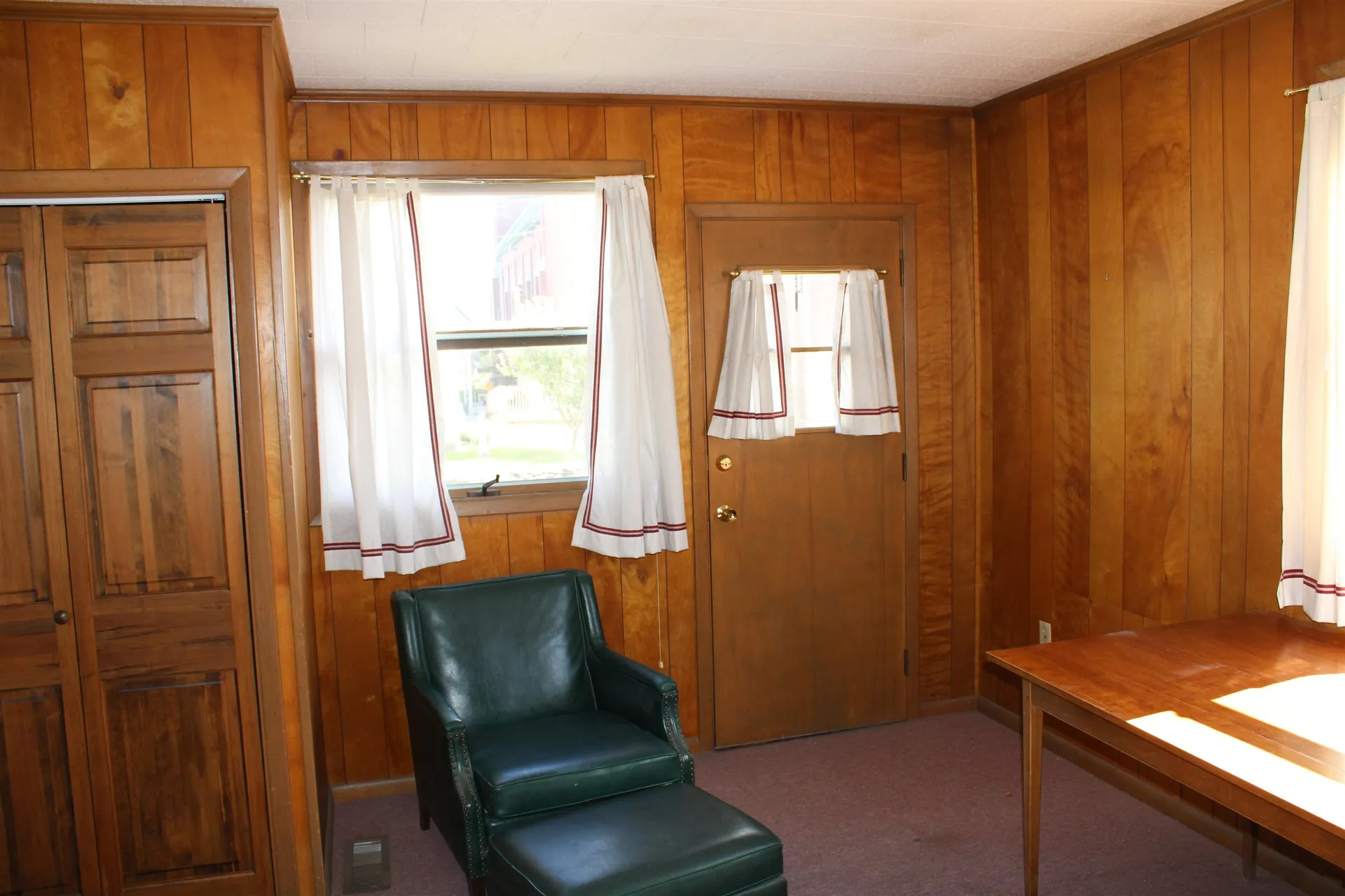 69 Winter Street St. Johnsbury VT 05819