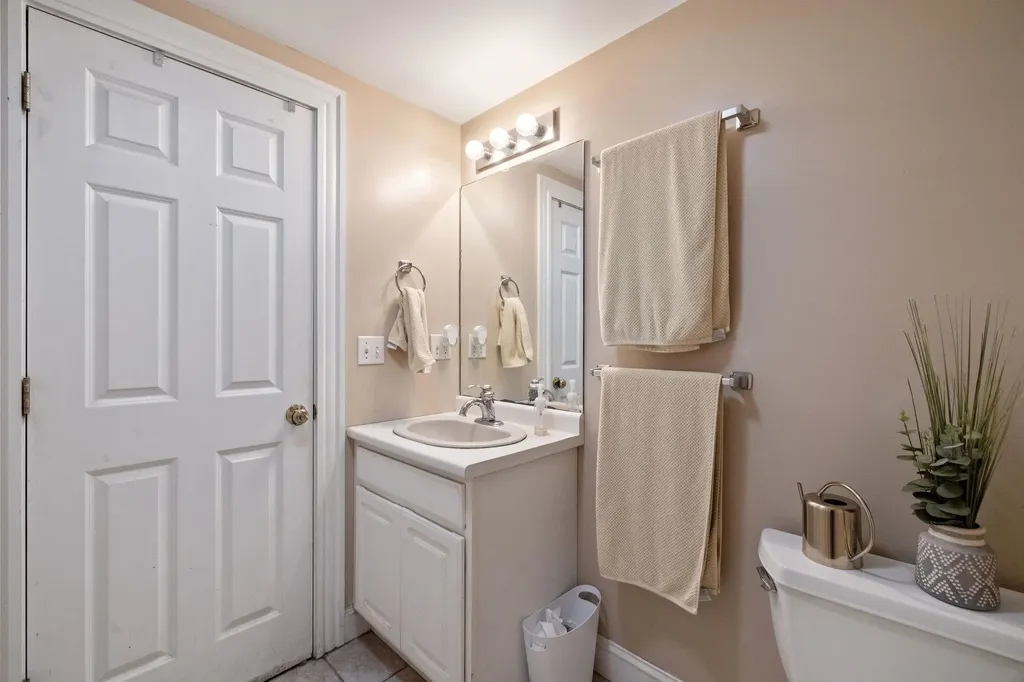 159 Province Road Gilmanton NH 03237