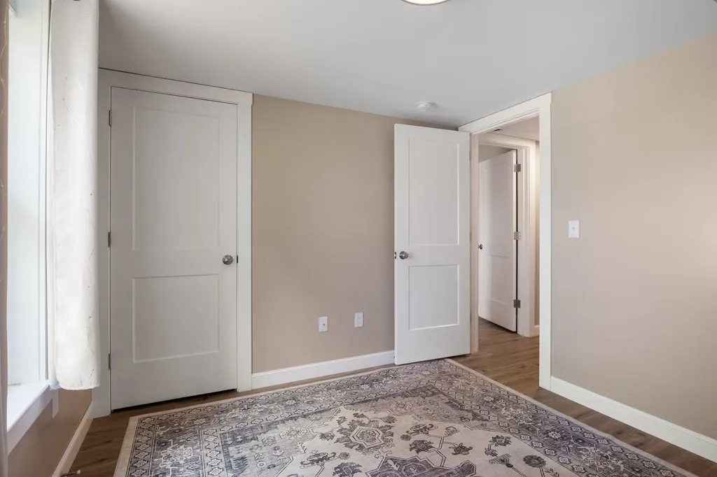 86 Long Shores Drive Barrington NH 03825