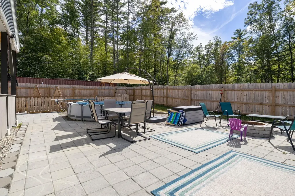 86 Long Shores Drive Barrington NH 03825