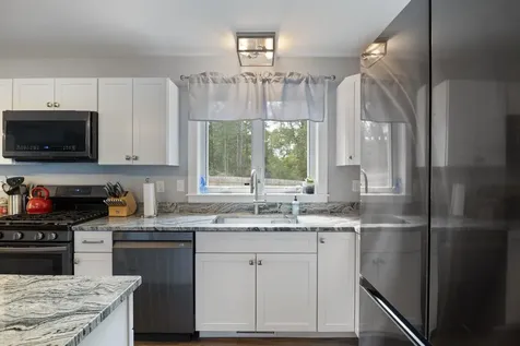 86 Long Shores Drive Barrington NH 03825