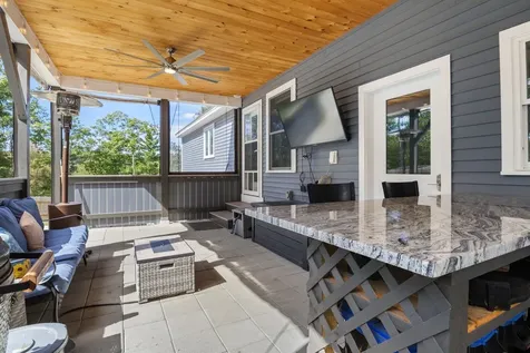 86 Long Shores Drive Barrington NH 03825