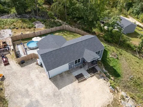 86 Long Shores Drive Barrington NH 03825