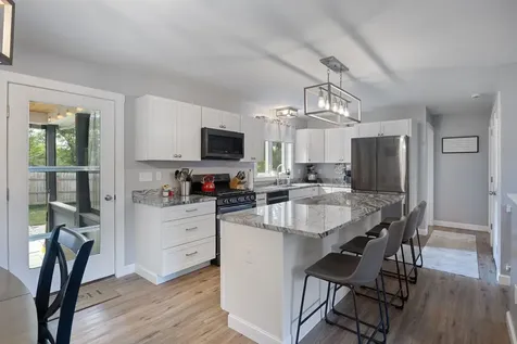 86 Long Shores Drive Barrington NH 03825