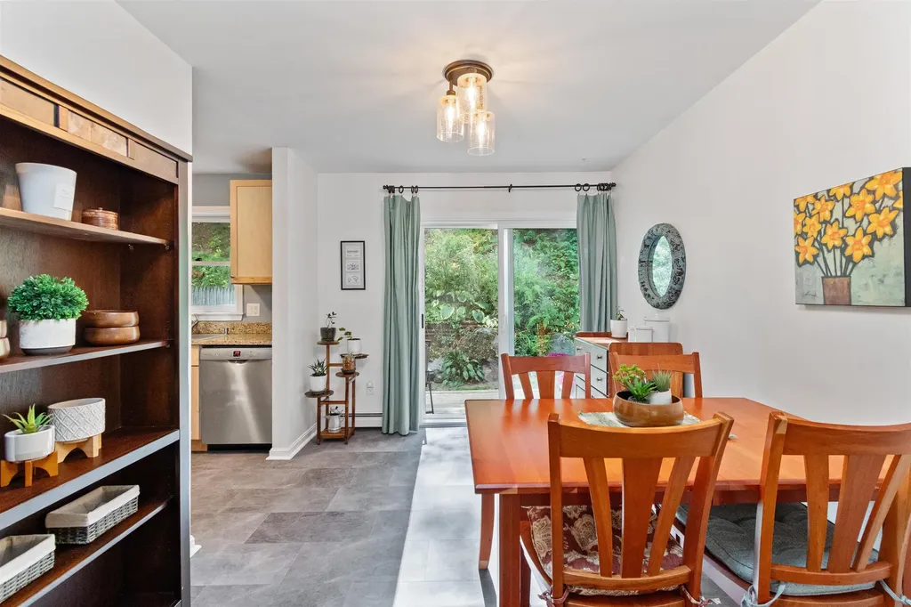 67 Farr Road Richmond VT 05477