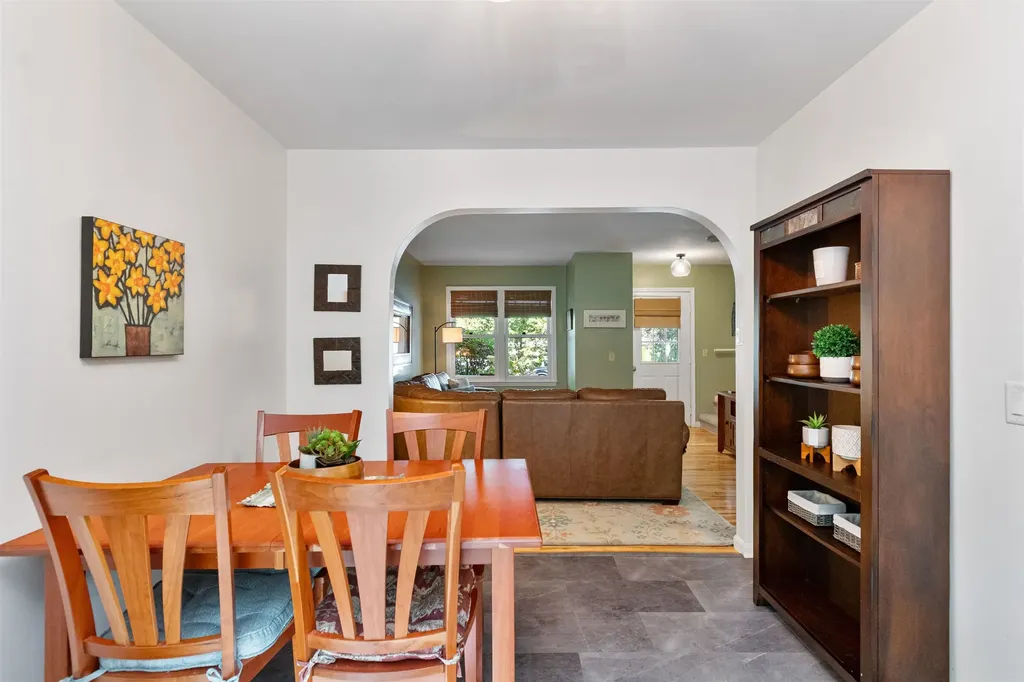 67 Farr Road Richmond VT 05477