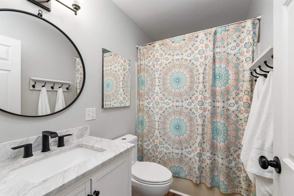 67 Farr Road Richmond VT 05477