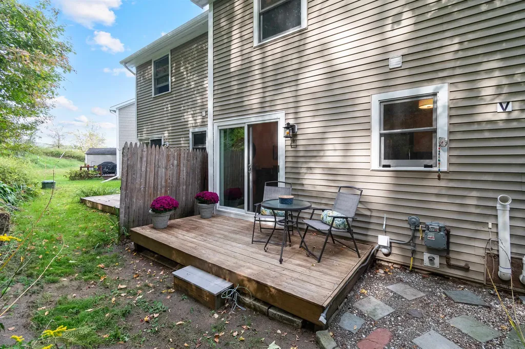 67 Farr Road Richmond VT 05477