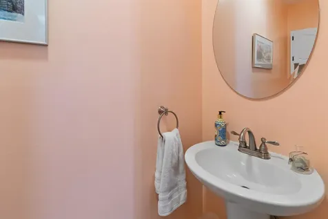 67 Farr Road Richmond VT 05477