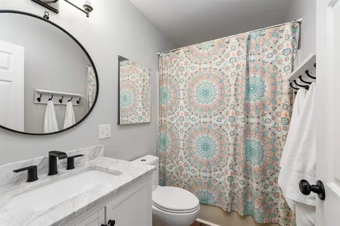 67 Farr Road Richmond VT 05477