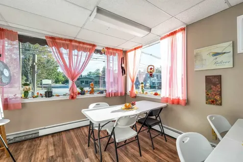 6 Main Street Conway NH 03818