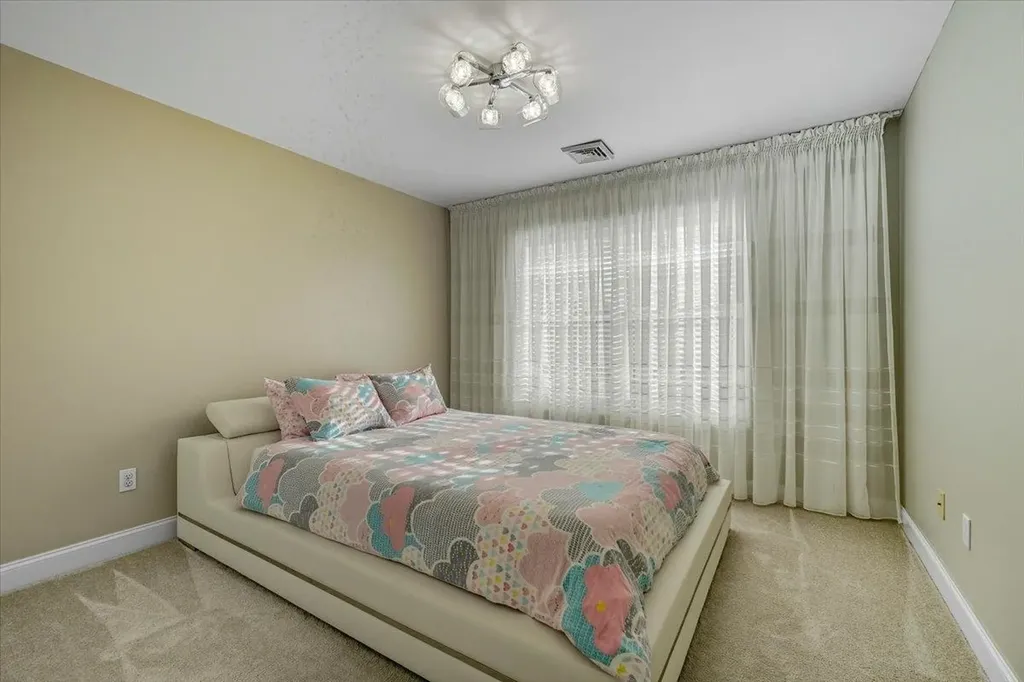 117 Bay Road Colchester VT 05446