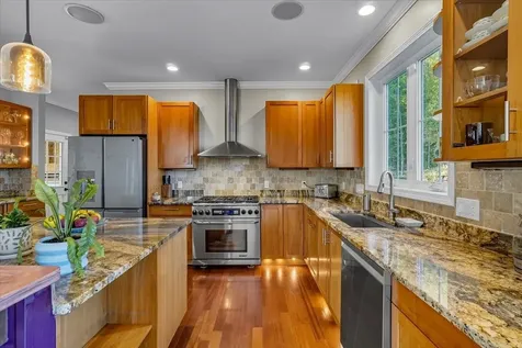 117 Bay Road Colchester VT 05446