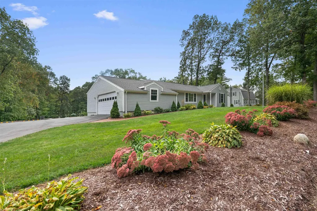 63 Pollard Road Plaistow NH 03865