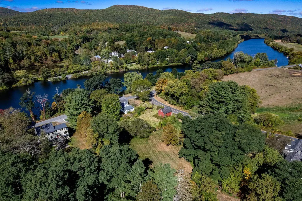 534 River Road Lyme NH 03768