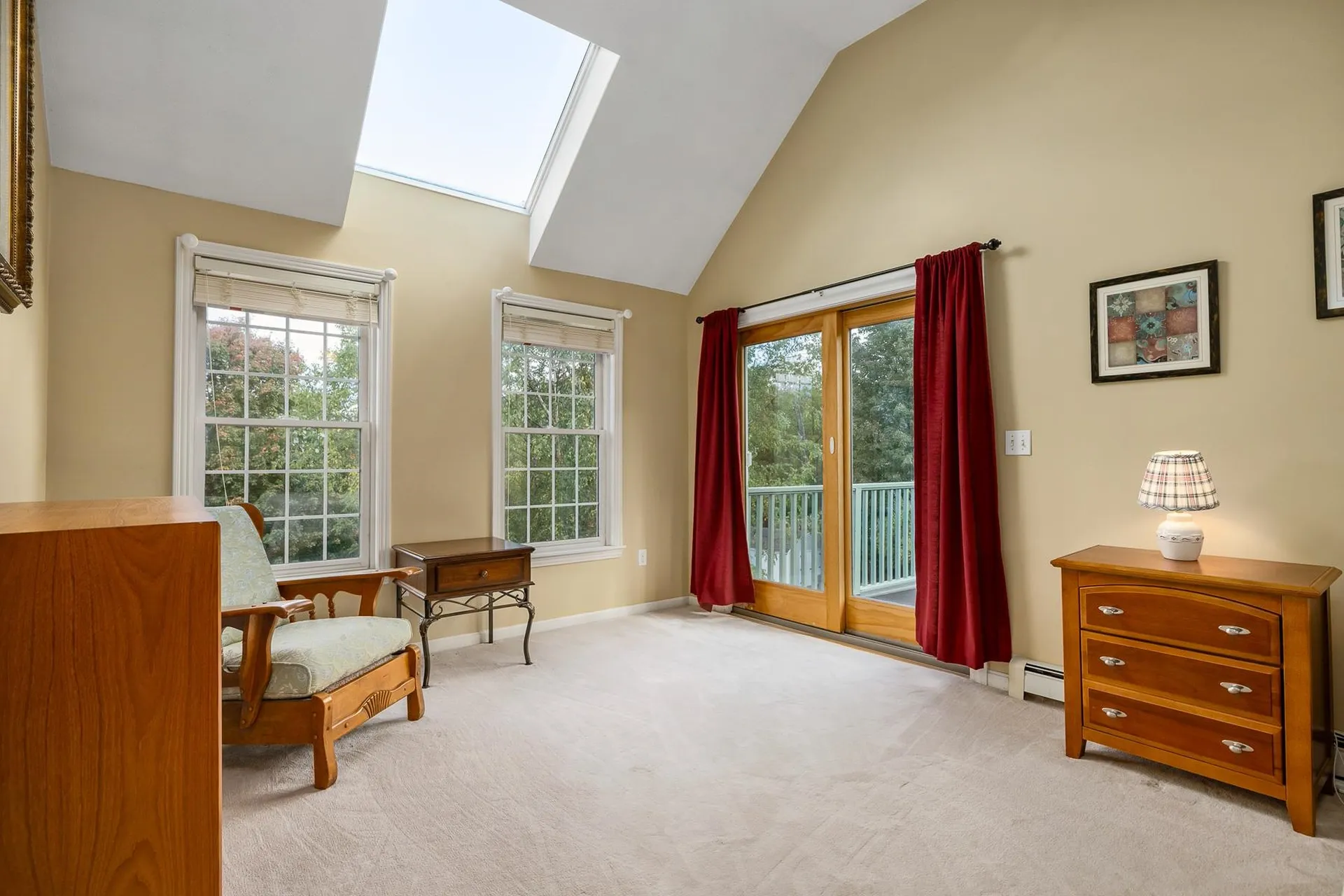 71 Winnicut Road North Hampton NH 03862