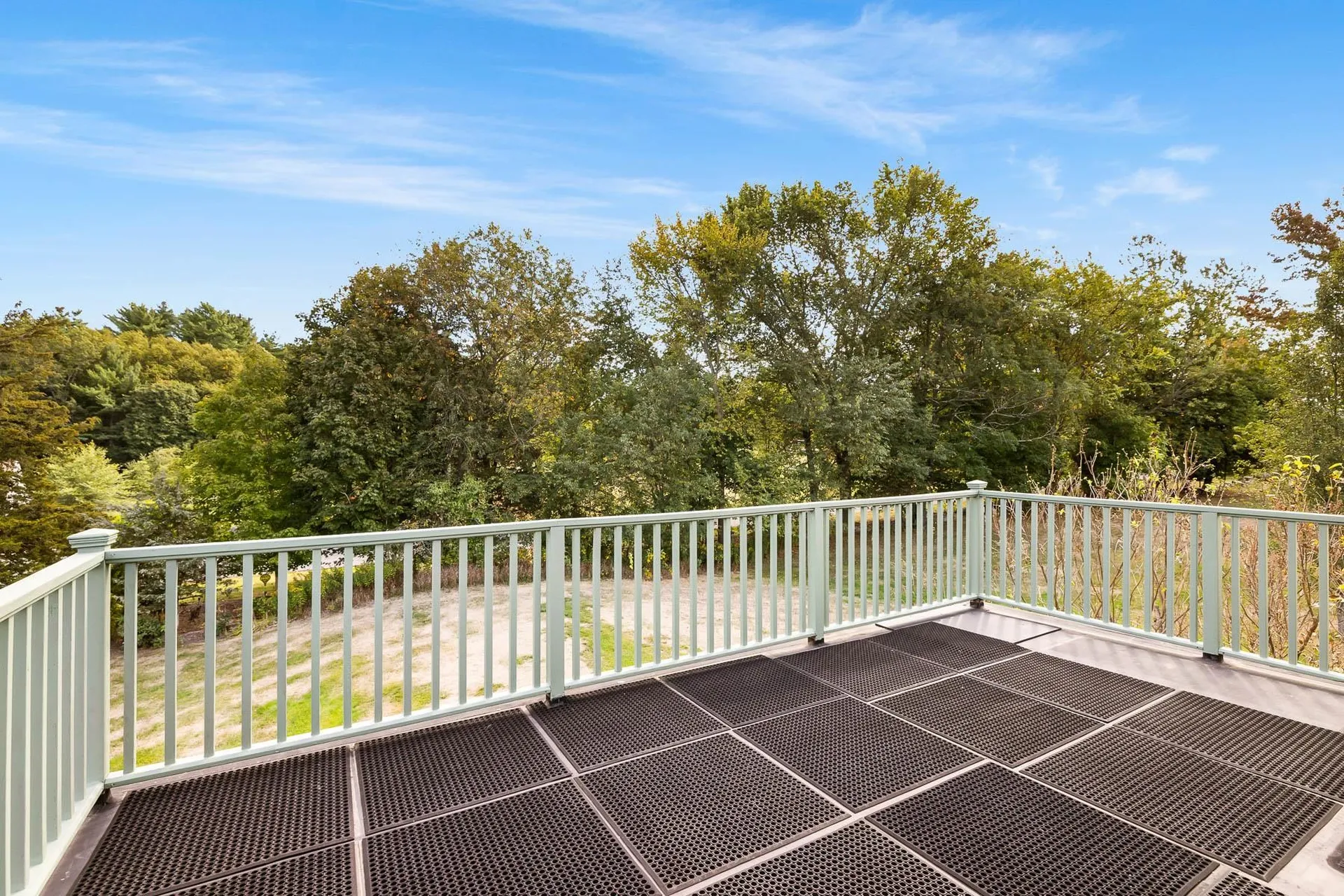 71 Winnicut Road North Hampton NH 03862