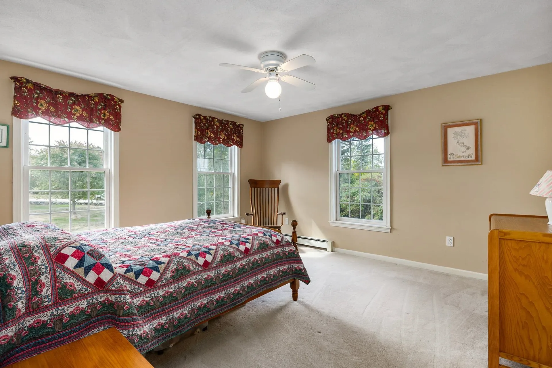 71 Winnicut Road North Hampton NH 03862