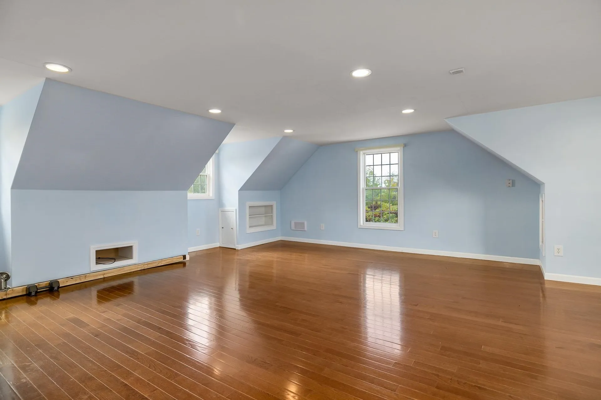 71 Winnicut Road North Hampton NH 03862