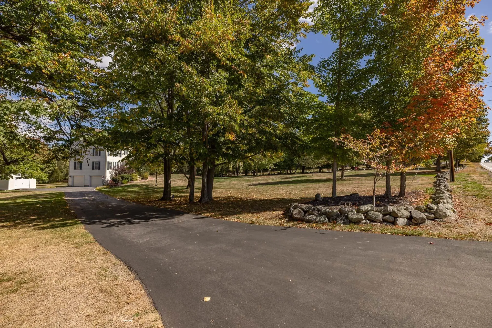 71 Winnicut Road North Hampton NH 03862