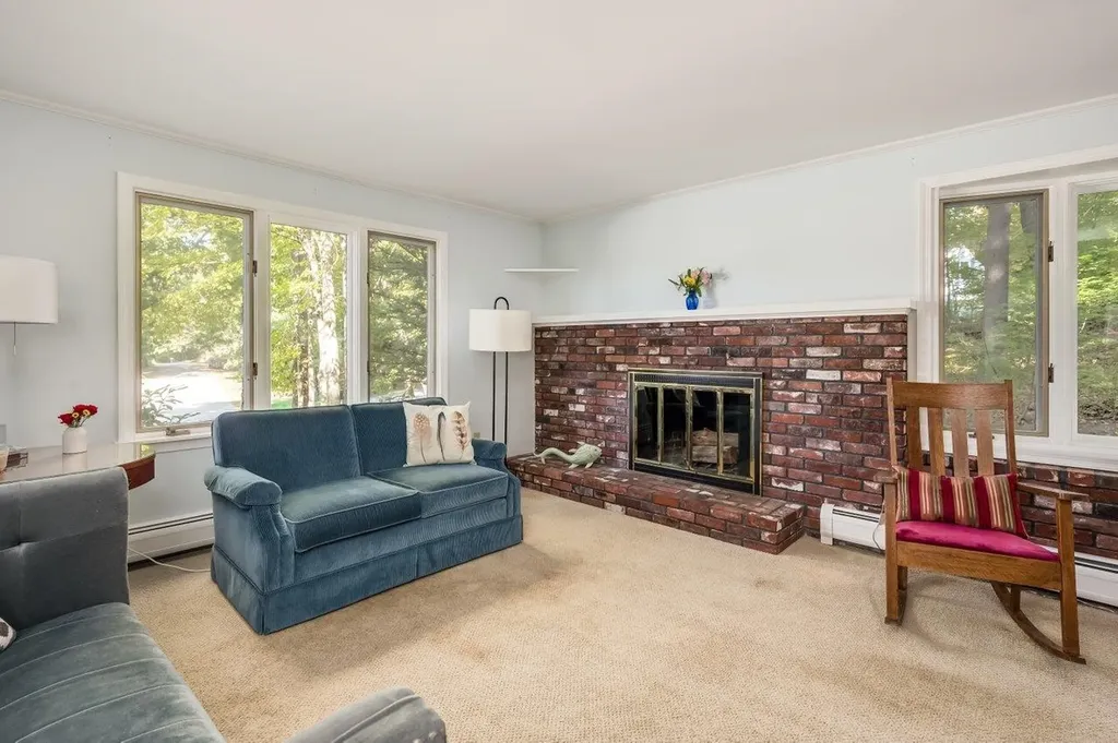 4 Morgan Way Durham NH 03824