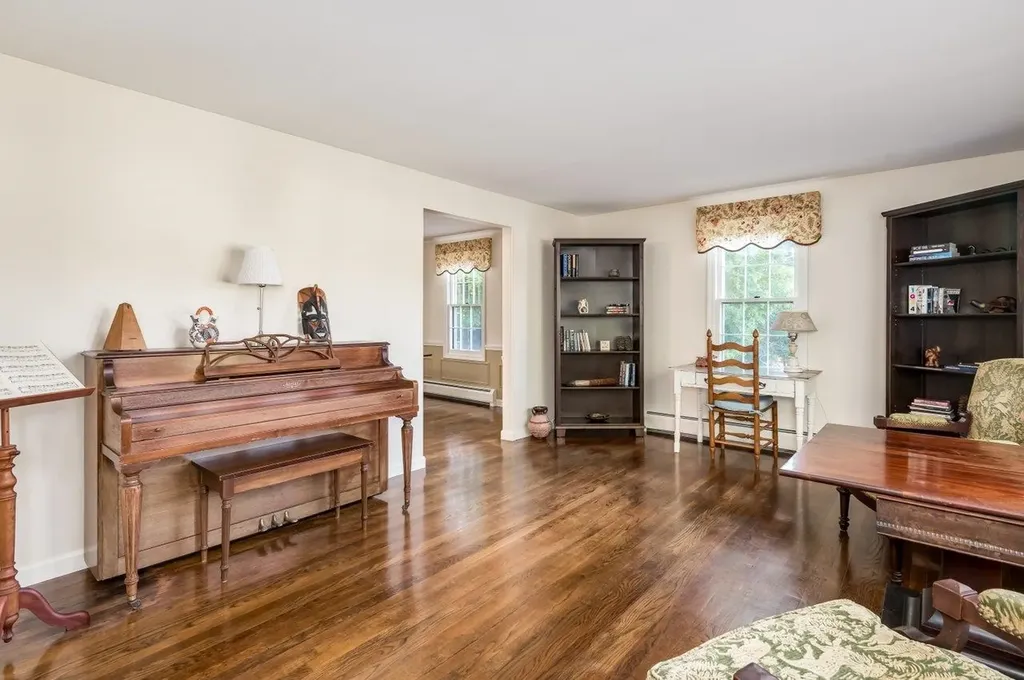 4 Morgan Way Durham NH 03824