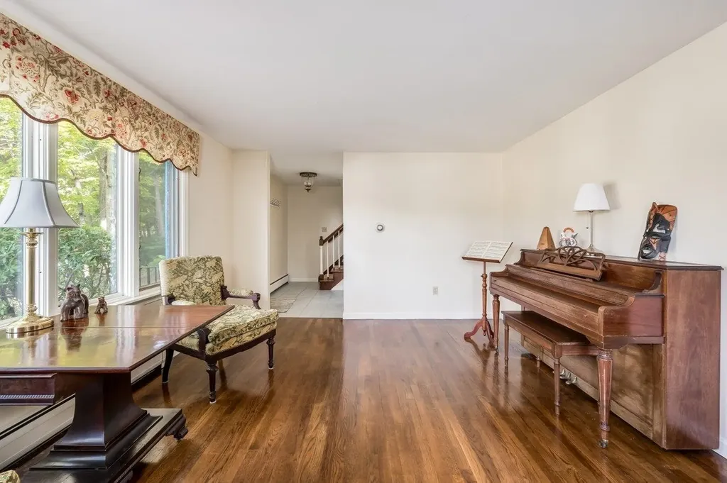 4 Morgan Way Durham NH 03824