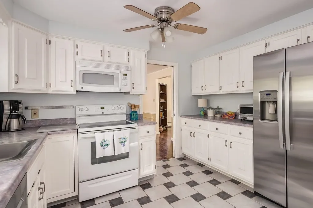 4 Morgan Way Durham NH 03824