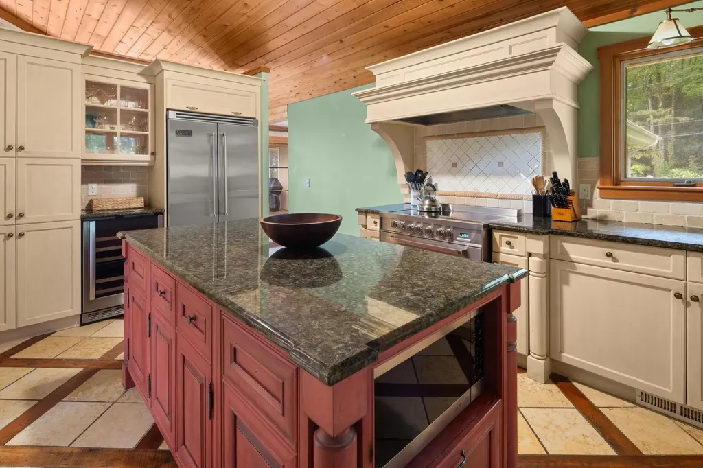 835 Alpine View Road Stowe VT 05672