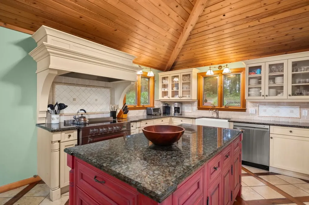 835 Alpine View Road Stowe VT 05672