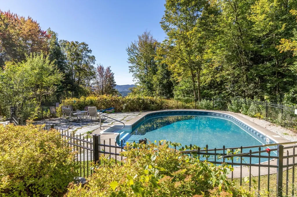 835 Alpine View Road Stowe VT 05672