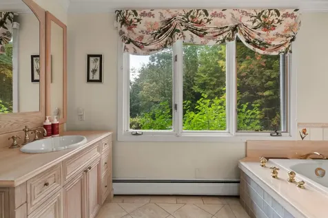 835 Alpine View Road Stowe VT 05672