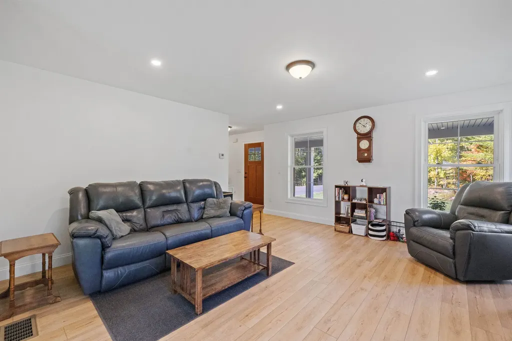 60 Goldsmith Road Wilton NH 03086