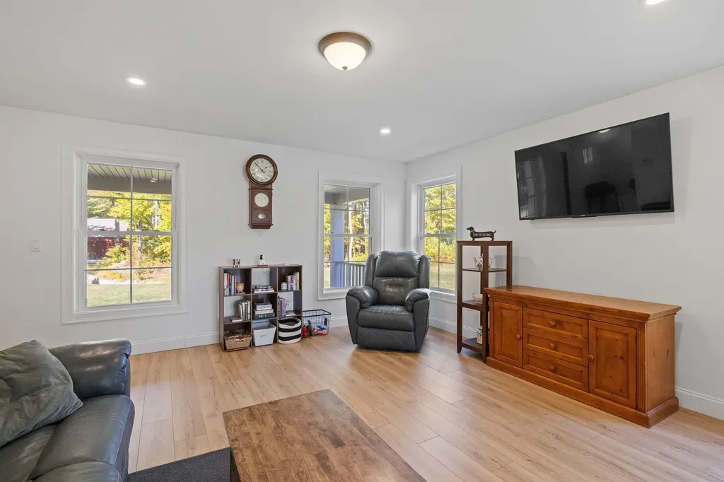 60 Goldsmith Road Wilton NH 03086