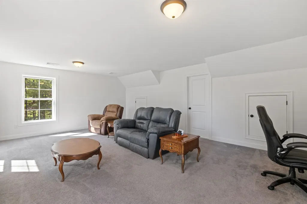 60 Goldsmith Road Wilton NH 03086