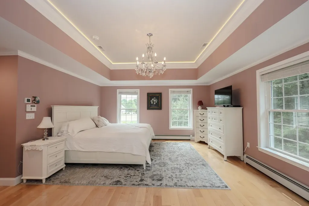 78 Stonebridge Drive Chester NH 03036