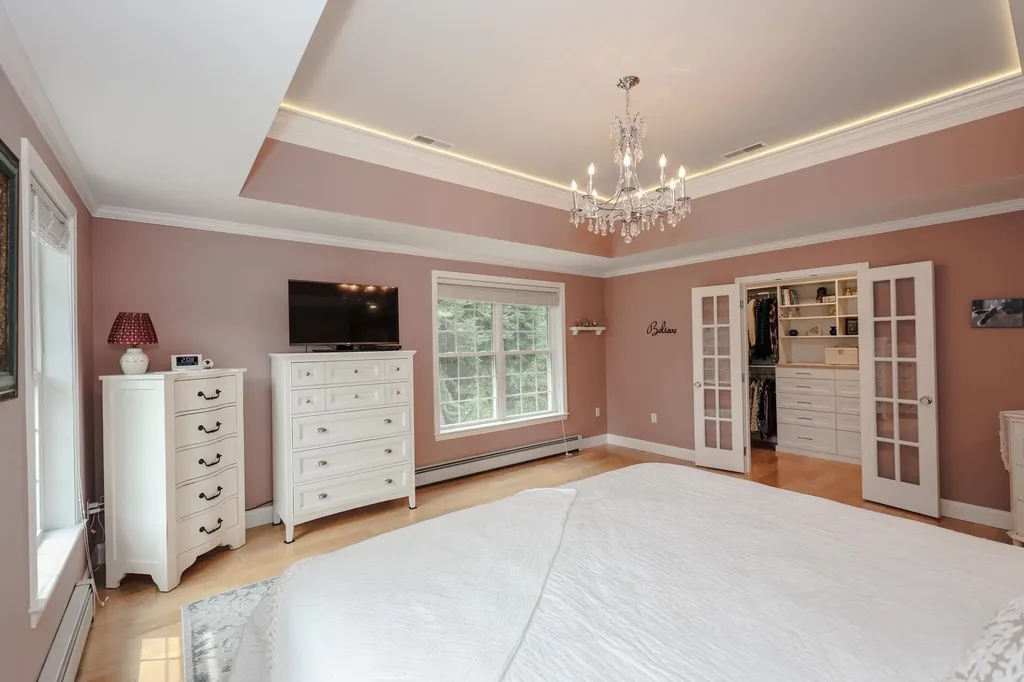 78 Stonebridge Drive Chester NH 03036